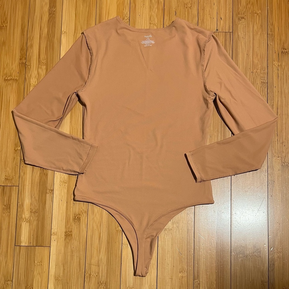 Nuuds Seamless Longsleeve Crewneck Bodysuit Size M - Picture 8 of 16
